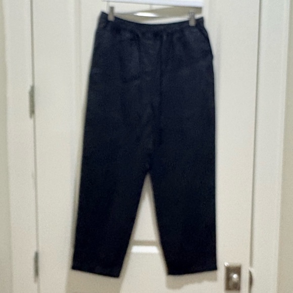 Mango - Picture 6 of 10